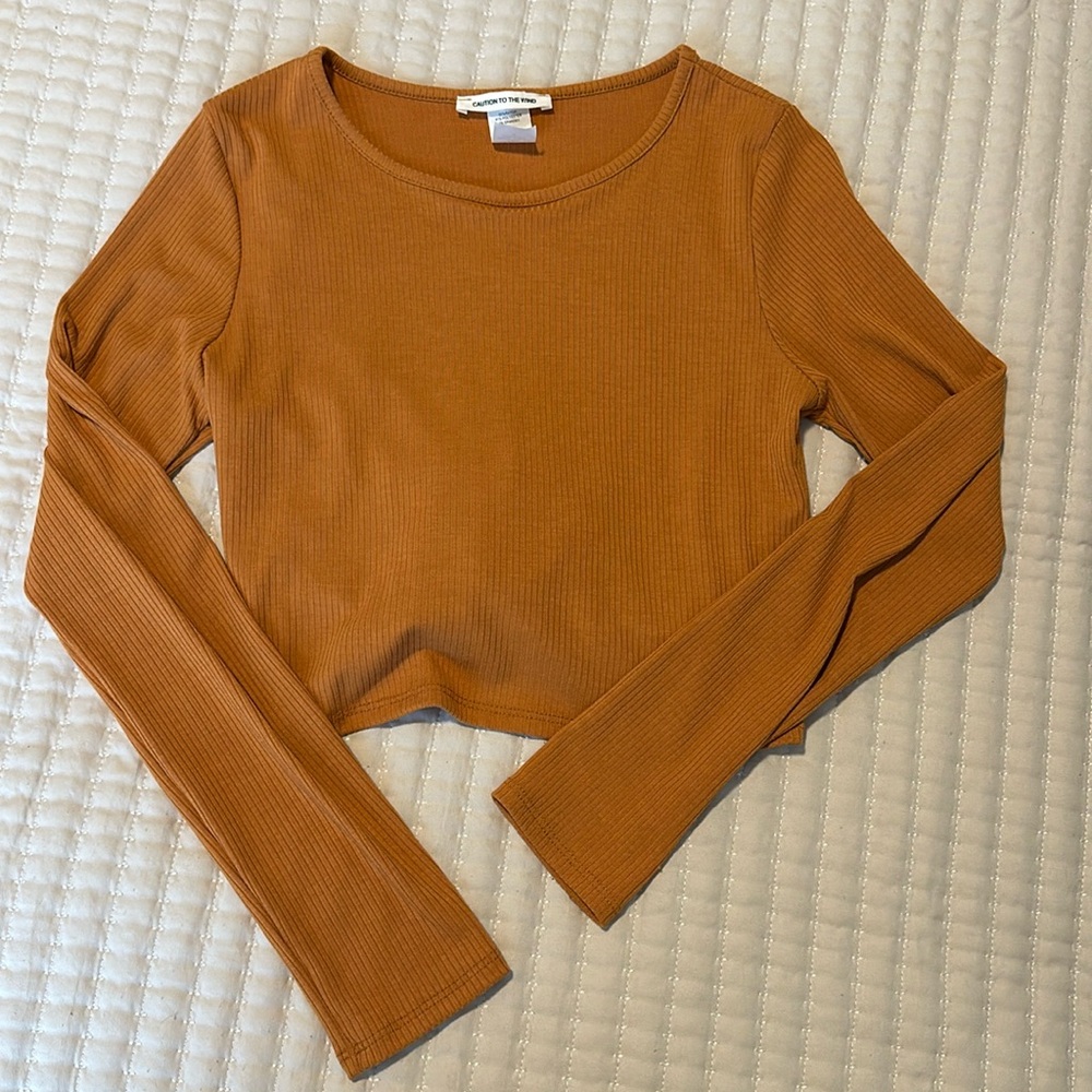 Cropped Long Sleeve Shirt